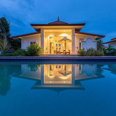 Villa Bougainvillea Hua Hin Exterior photo