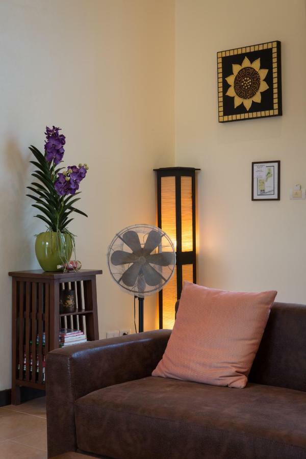 Villa Bougainvillea Hua Hin Exterior photo
