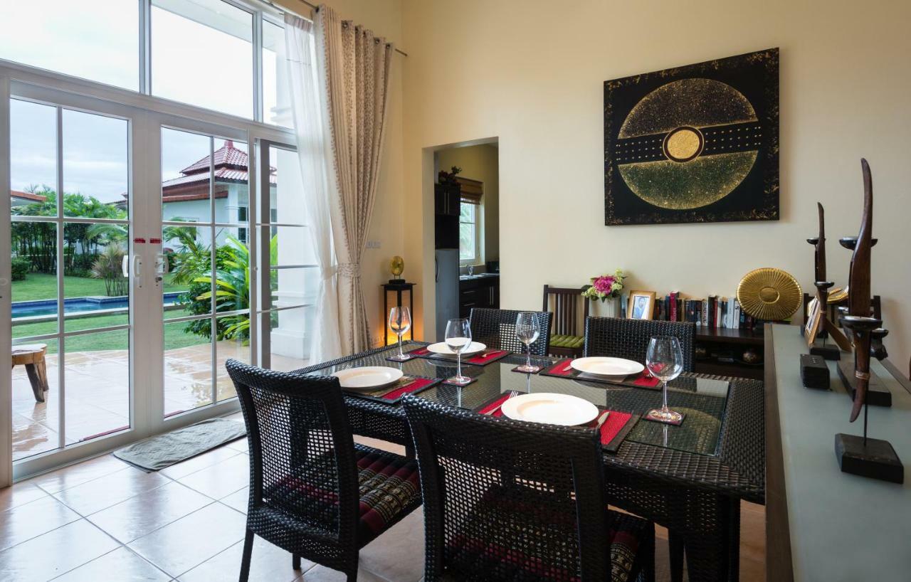 Villa Bougainvillea Hua Hin Exterior photo